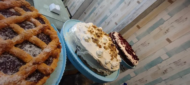 Venta de llave de Panadería -Cafetería - Rotisería a mts de Plaza Independencia