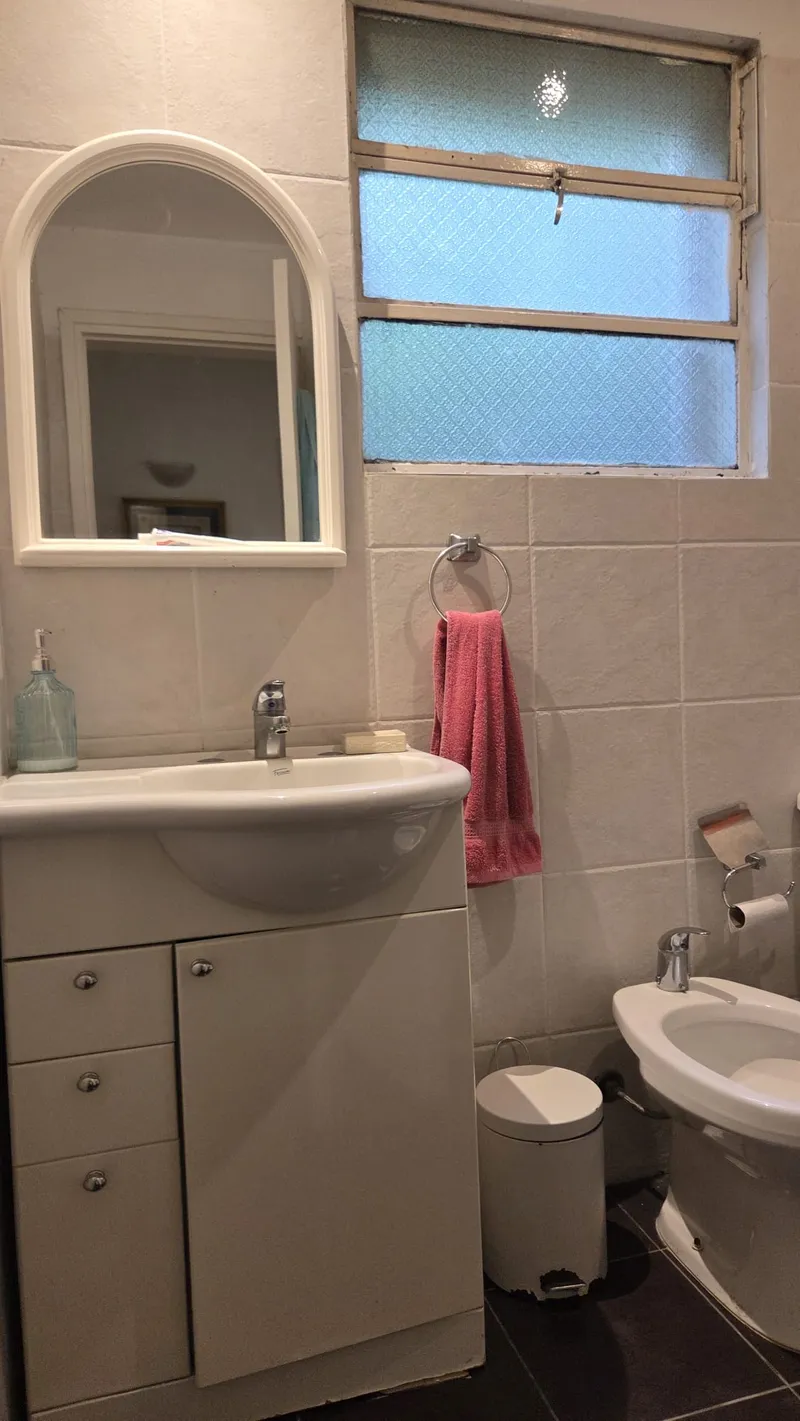 Venta casa de 3 dormitorios con apto independiente y piscina en La Floresta 