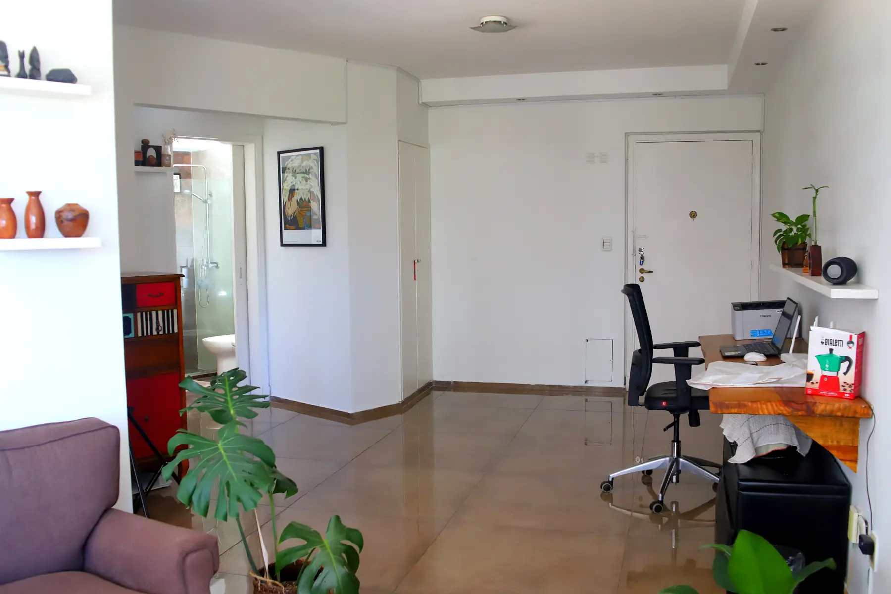 Apartamento en alquiler 1 dormitorio totalmente renovado, a metros de Av. Libertador