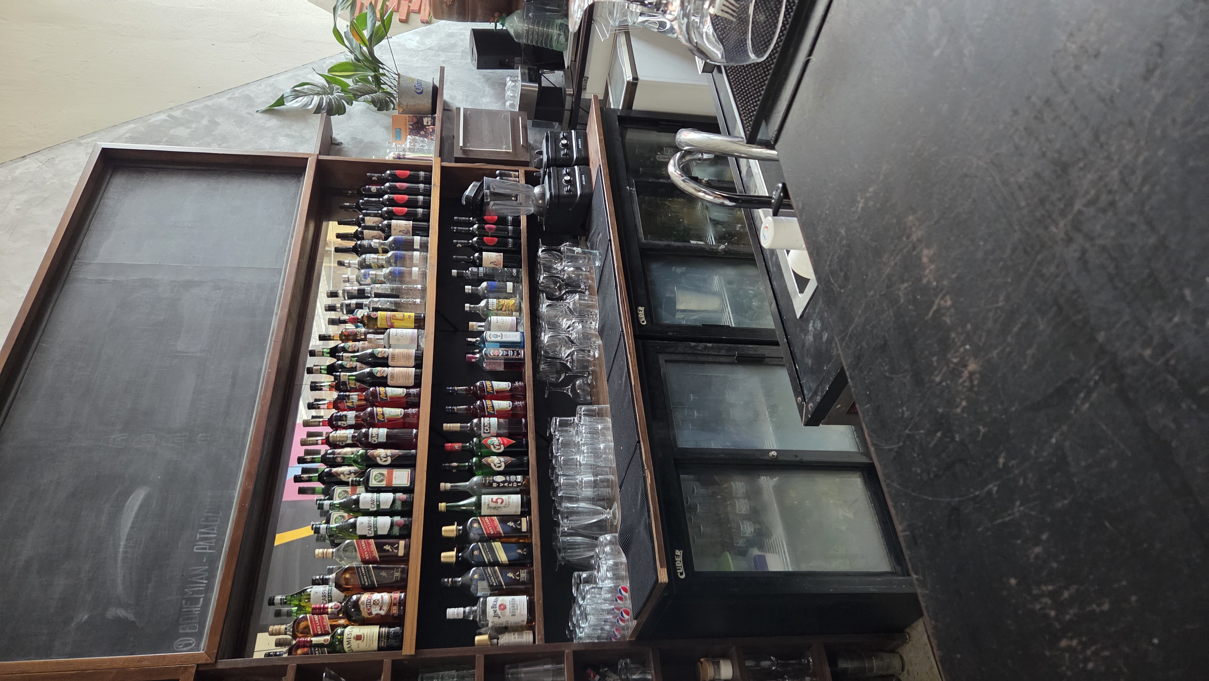 Venta de Llave de Importante Local Gastronómico y de Eventos en Cordón