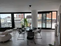 Продаётся квартира с 3 спальнями, патио площадью 145m² и зоной барбекю. Возможен вариант с гаражом - foto 2