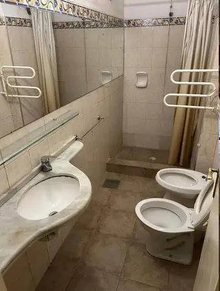 3-Bedroom Ground-Floor Apartment for Rent, Cordón - foto 9