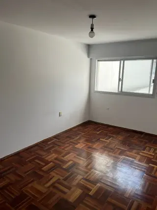 Pocitos, One Block from the Rambla – Low HOA Fees - foto 4