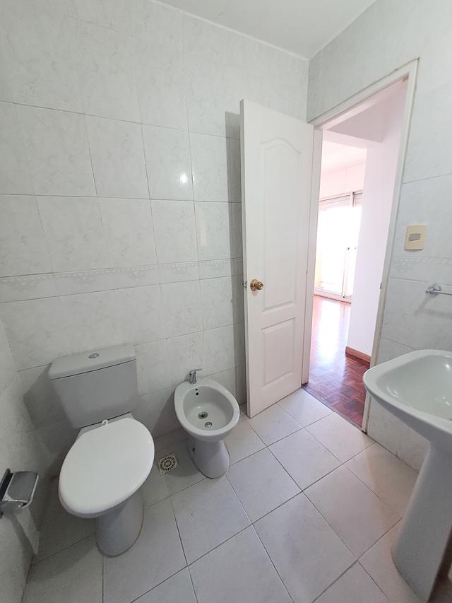 Apartamento alquiler, 2 dormitorios + Garaje, Pocitos Nuevo 