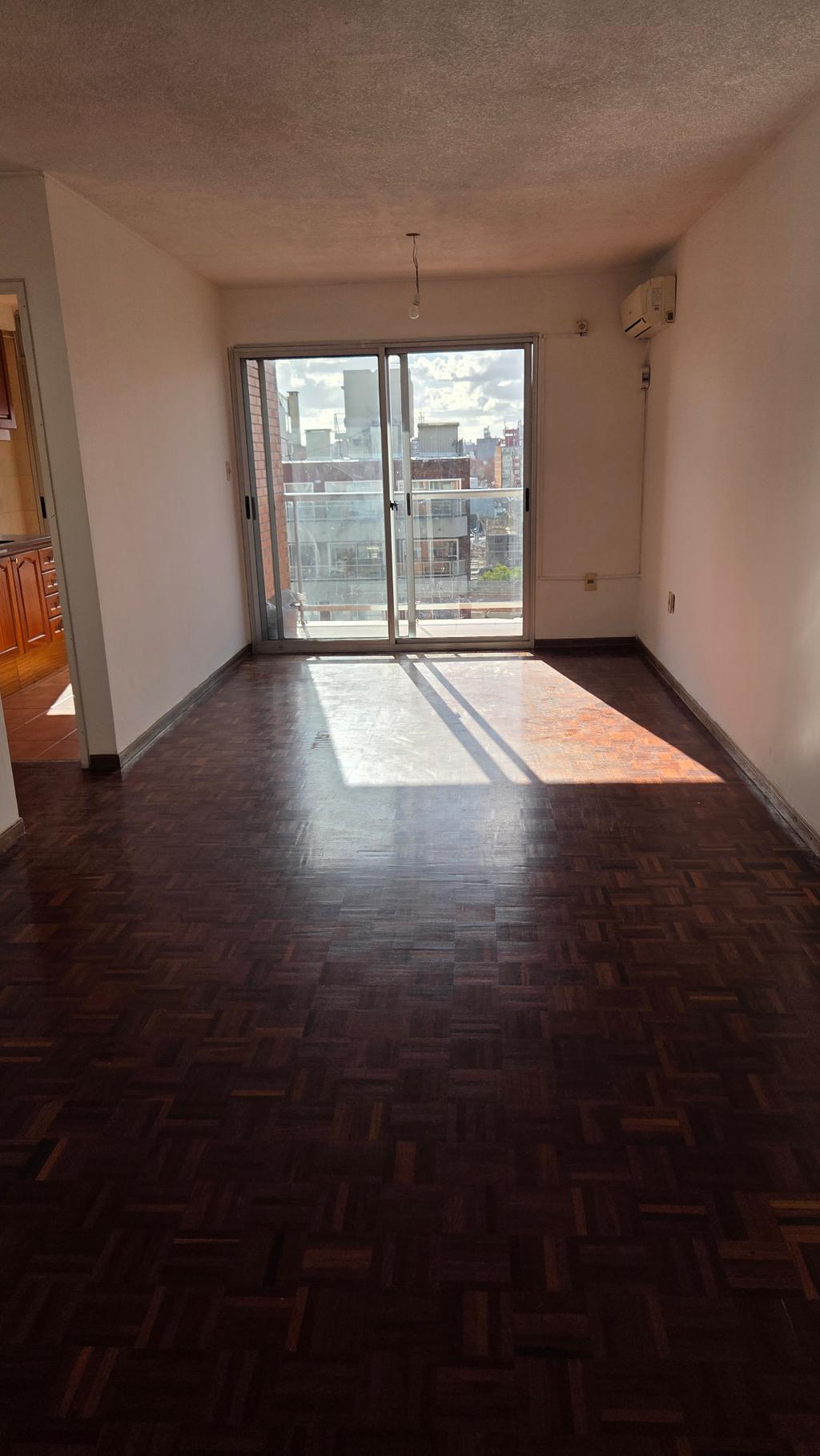 Apartamento alquiler, 2 dormitorios + Garaje, Pocitos Nuevo 